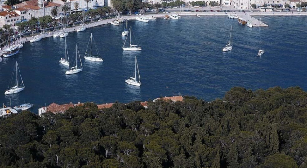 Makarska, Chorwacka Wspólnota Turystyczna (fot.propertynews.pl/Damir Fabijanic) Wakacje, najlepsze miejsca: Gdzie Polacy najchętniej spędzają urlop?