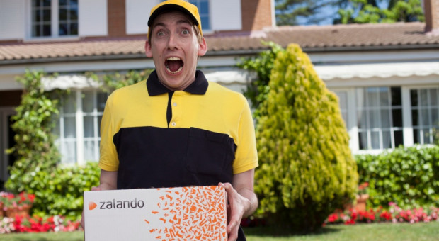 Rekrutacje na stanowiska menadżerskie w Zalando rozpoczną się już pod koniec sierpnia oraz na początku września (fot.youtube.com) Praca w Gryfinie: Zalando rozpoczyna rekrutację. Jakich pracowników zatrudni?