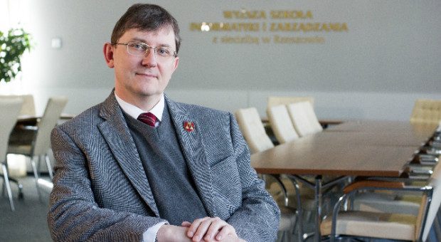 Prof. Paweł Chmielnicki, przewodniczący zespołu odwoławczego Polskiej Komisji Akredytacyjnej. (Fot.: wsiz.rzeszow.pl) Paweł Chmielnicki przewodniczącym zespołu odwoławczego Polskiej Komisji Akredytacyjnej