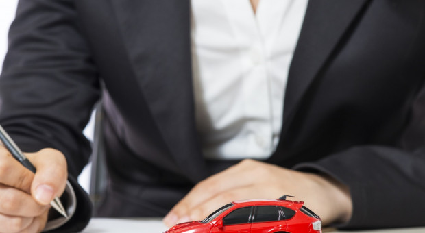 Co powinni wiedzieć pracownicy i pracodawcy korzystający ze służbowych samochodów? (fot.mat.pras) Służbowe auto do celów prywatnych: Jak je rozliczyć?