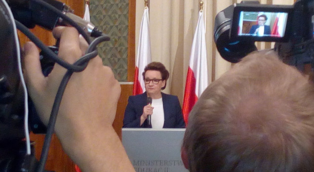 - Pracodawcy nie mają już czasu. Kształcenie zawodowe powinno szybko zostać dostosowane do potrzeb rynku pracy - alarmuje Anna Zalewska, minister edukacji. (fot. Bartosz Dyląg) Reforma oświaty, szkoły zawodowe, Zalewska: Pracodawcy nie mogą dłużej czekać