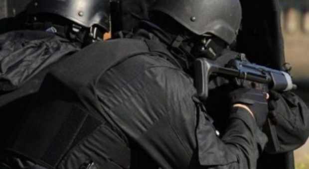 Ustawa pozwala śledzić osobę, która wróciła z kraju, gdzie działają dżihadyści, a także osoby podejrzane o szpiegostwo (fot.antyterroryzm.gov.pl) Terroryści, Szwajcaria: Służby specjalne będą mieć więcej uprawnień?