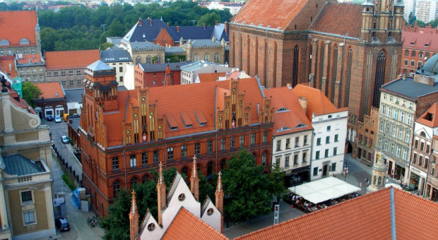 Piotr Augustyński tłumaczył, że miasto ze swojej strony stara się wyjść naprzeciw potrzebom przedsiębiorców. (Fot. Pixabay) Tarnów ma kłopoty z dostępem do kadr. Jak chce rozwiązać problem?