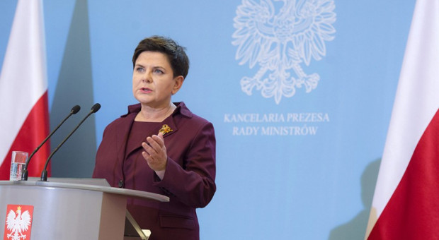 Nie ma opóźnień we wprowadzeniu reformy edukacji - mówi Beata Szydło (fot.twiiter.com) Szydło: Wdrażanie reformy edukacji bez opóźnień. Niebawem nowe Prawo oświatowe