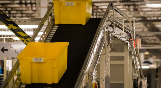 Amerykański firma Amazon zapowiada, że w ciągu 3 lat zatrudnienie w Kołbaskowie przekroczy 1000 etatowych pracowników. (Fot.: amazon.com) Praca, Pomorze Zachodnie: Amazon otworzy nowe centrum i zatrudni ponad tysiąc osób