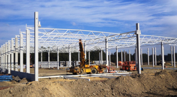 Docelowo nowy park logistyczny w pięciu halach będzie oferował 71 tys. m kw. powierzchni magazynowo-produkcyjnych (fot.ilustr.:mlp.pl) MLP Group, logistyka, Czeladź: Nawet tysiąc nowych miejsc pracy w parku logistycznym