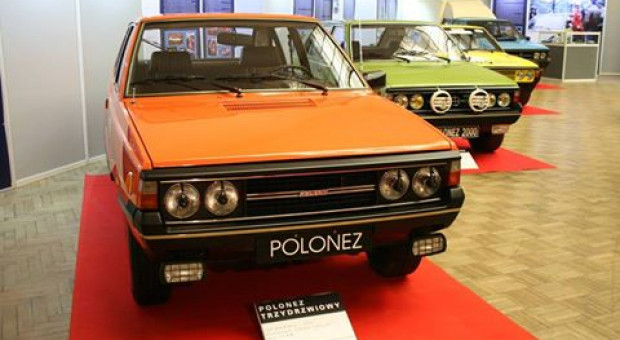 W Muzeum Techniki i Przemysłu znajdują się m.in. samochody z epoki PRL. (fot. facebook.com) Protestowali pracownicy Muzeum Techniki i Przemysłu