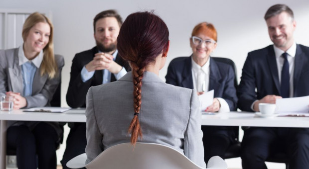 Jest kilka sprawdzonych przez profesjonalnych mówców technik, które można zastosować podczas rozmowy o pracę. (Fot. Mat. pras.) Rekrutacja, rozmowa kwalifikacyjna: Oto 5 trików, które pomogą dobrze wypaść podczas rozmowy o pracę