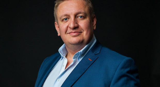 - W tym roku notujemy spadek przychodów, co jest chwilowym skutkiem restrukturyzacji - ocenił Bartosz Kaczmarczyk, prezes Loyd. (Fot. mat. pras.) Loyd, wyniki finansowe: Przychody ze sprzedaży spadają, ale zysk rośnie