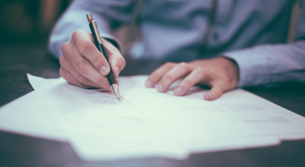 GUS bada rynek pracy i w miesięcznych oraz kwartalnych zestawieniach podaje najistotniejsze dane. (fot.:pexels.com/domena publiczna) GUS podał bezrobocie: w październiku 8,2 proc.