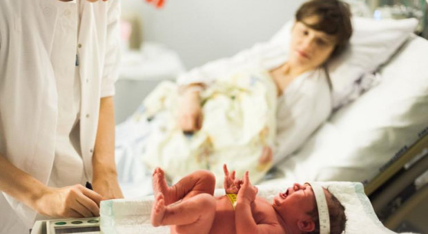 Kontrolę w szpitalu przeprowadził też - na polecenie ministra zdrowia - wojewódzki konsultant ds. ginekologii i położnictwa (fot.mjakmama) Starachowice. Zwolnione położne złożyły pozwy do sądu pracy