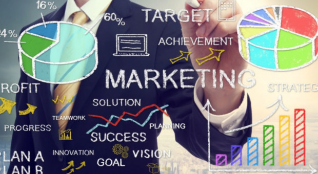 Marketerzy najlepiej znają pojęcia e-mail marketingu, social mediów czy wideo marketingu. (Fot. Fotolia) Praca w marketingu: Nadciąga rewolucja w pracy marketera?