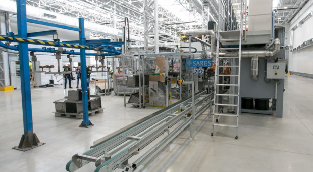 Tysiąc osób znajdzie pracę w nowych zakładach koncernu Bosh-Siemens we Wrocławiu (fot.wrocław.pl/Tomasz Walków) Bosch-Siemens inwestuje ze Wrocławiu. Będzie praca dla tysiąca posób
