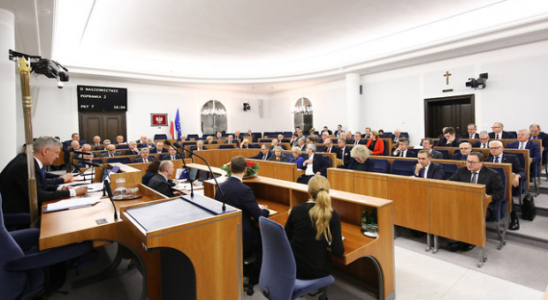 Zikwidowane zostaną gimnazja, przywrócone będą 8-letnie szkoły podstawowe, 4-letnie licea i 5-letnie technika (fot.senat.gov.pl/Katarzyna Czerwińska) Reforma oświaty: Nauczyciele ze zlikwidowanych gimnazjów w stanie nieczynnym przez rok?