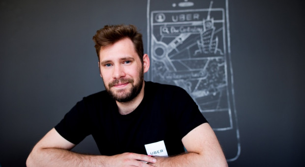 Kacper Winiarczyk, dyrektor generalny Ubera w Polsce. (fot. mat. Uber Polska) Uber Polska rozwija się dynamicznie. Ale nie jest wcale łatwo zostać w nim kierowcą