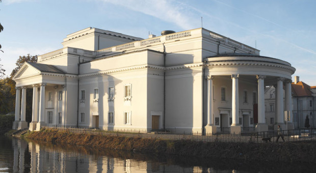 Dyrektor Departamentu Kultury Włodzimierz Mazurkiewicz zarzuca dyrektorce kaliskiego teatru Magdzie Grudzińskiej skonfliktowanie pracowników i utratę widzów (fot. teatr.kalisz.pl) Teatr im. Bogusławskiego w Kaliszu szuka dyrektora