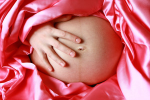 Afera porodowa: Zwolnione położne wrócą do pracy?