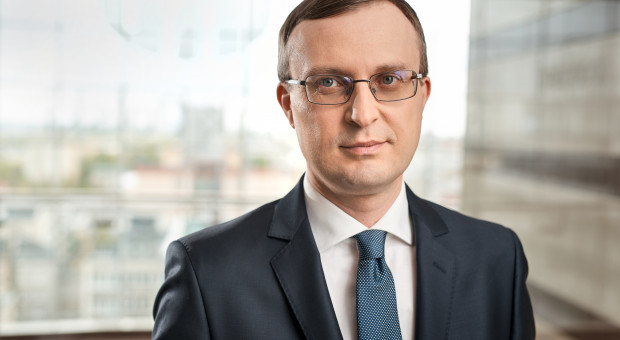 Zmieniamy kompletnie model ubezpieczenia - mówi prezes PFR (Paweł Borys, fot.wikipedia.org/Anna Mościcka) Plan Morawieckiego, Paweł Borys: 60 mld zł na nowy model finansowania eksportu