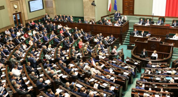 Projekt ustawy jest na etapie konsultacji i powinien być gotowy za dwa, trzy miesiące. (fot. Twitter) Kandydaci na parlamentarzystów będą badani psychiatrycznie?