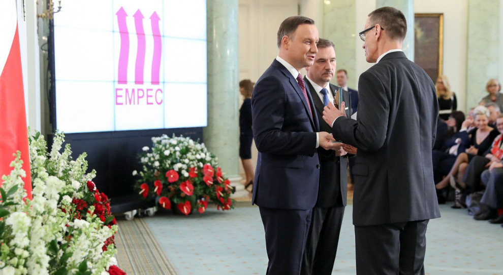 Prezydent Andrzej Duda wręczył 22 firmom tytuł "Pracodawca Przyjazny Pracownikom" (fot. Krzysztof Sitkowski/KPRM) 22 firmy z tytułem "Pracodawca Przyjazny Pracownikom"