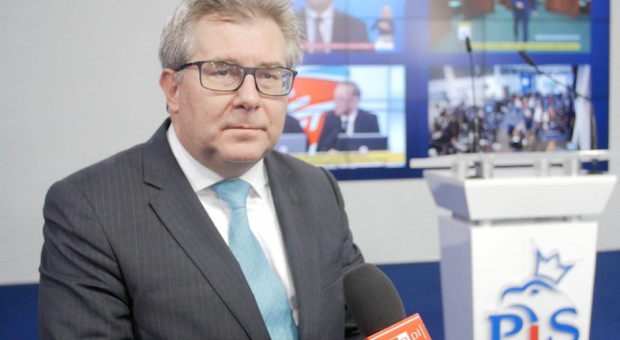Ryszard Czarnecki: Nie chcemy żadnych imigrantów spoza Europy w Polsce