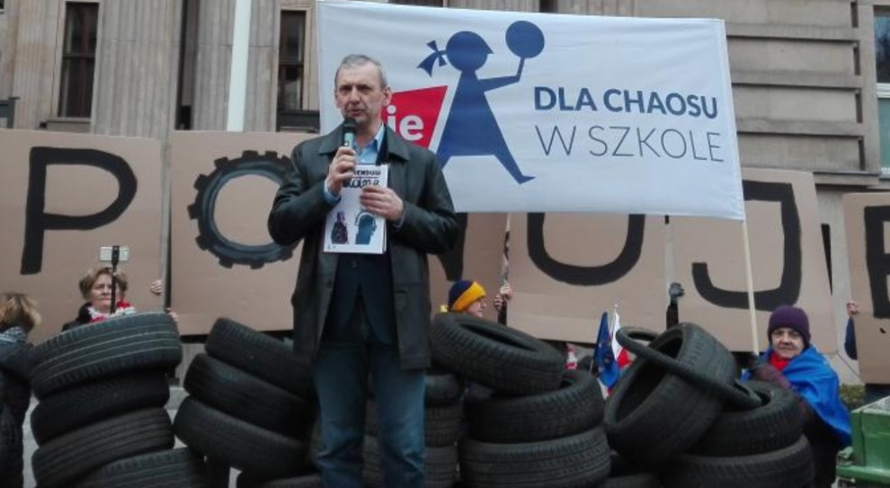 Strajk jest absolutnie legalny - poinformował Sławomir Broniarz, przewodniczący ZNP. (fot.twitter.com/ZNP_ZG) Reforma edukacji: Pracownicy szkół i nauczyciele w całej Polsce będą strajkować