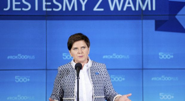 Rząd zbyt mało uwagi poświęcał firmom rodzinnym - powiedziała premier (Beata Szydło, fot. premier.gov.pl) Rząd będzie wspierał firmy rodzinne