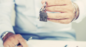 Najkrócej na spłatę kredytu trzeba pracować w województwie śląskim i mazowieckim (fot. Shutterstock) Planujesz kupno mieszkania? Sprawdź, gdzie w Polsce spłacisz je najszybciej