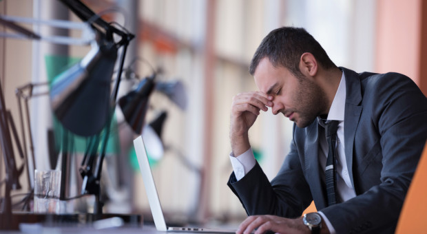 Stres w pracy i problemy ze snem to śmiertelne połączenie