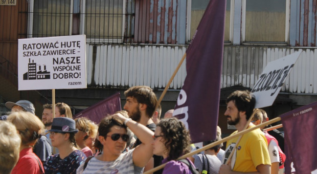 Śląskie: Demonstracja w obronie pracowników Huty Szkła Zawiercie