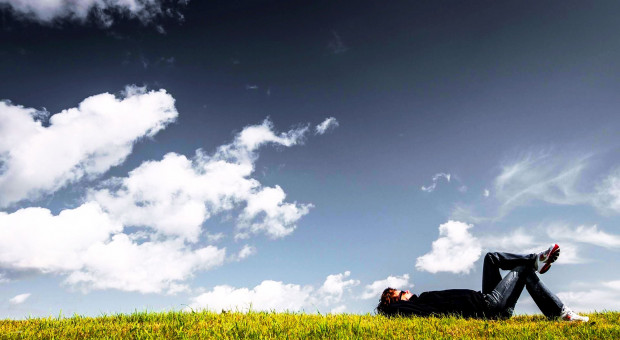 Pracowników można nauczyć mikro odpoczynku (fot.pixabay.com) Wypalenie zawodowe: Zmęczeni pracownicy odchodzą z pracy. Pomoże well-being