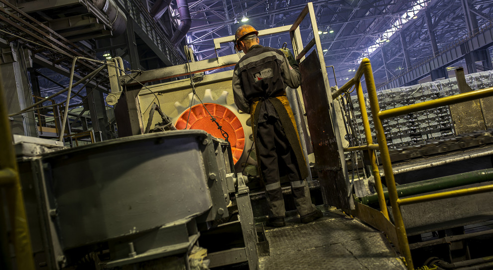 W Niemczech tydzień pracy ograniczano stopniowo od lat 60. XX wieku. Prym w walce o te ograniczenia wiódł właśnie związek zawodowy IG Metall. (fot.: UC Rusal Photo Gallery/flickr.com/CC BY 2.0) 28 godzin pracy w tygodniu? To nowy postulat związkowców. W Niemczech
