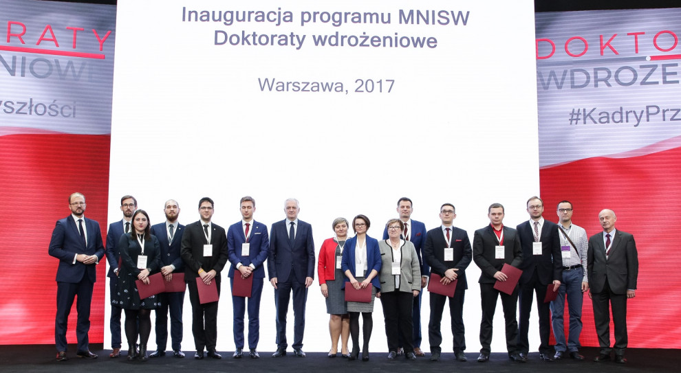 Doktoranci otrzymają podwójne wynagrodzenie - od pracodawcy i stypendium od resortu nauki (fot. mnisw.gov.pl) Politechnika Śląska, Politechnika Warszawska oraz Akademia Górniczo-Hutnicza z największą liczbą doktoratów wdrożeniowych