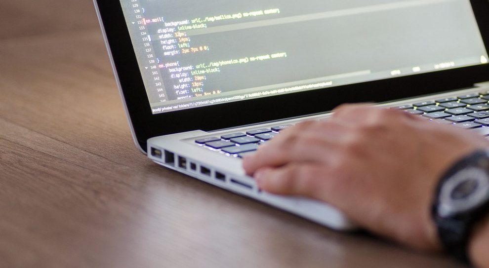 Na pracę w PGS Software mogą liczyć przede wszystkim testerzy oprogramowania, kierownicy projektów IT, analitycy biznesowi oraz graficy. (fot.pixabay.com) PGS Software w ciągu dwóch lat chce zatrudnić 400 programistów