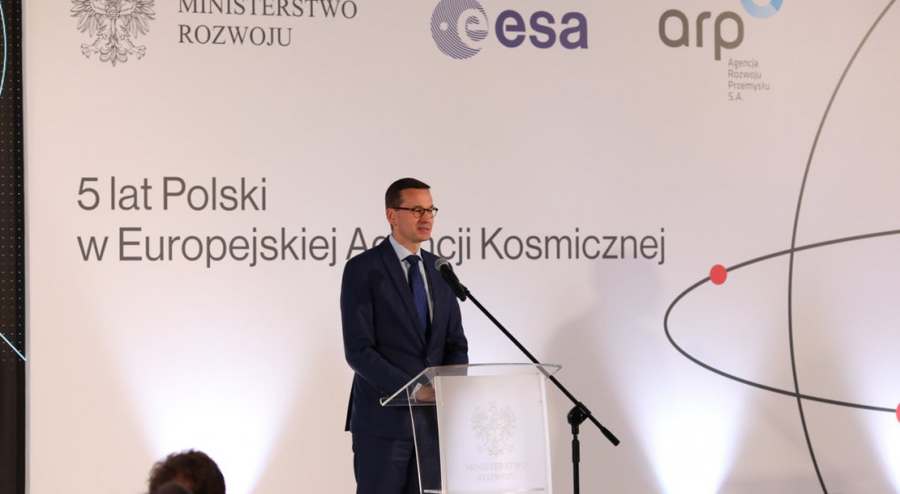 W Strategii na Rzecz Odpowiedzialnego Rozwoju mamy poczesne miejsce dla strategii kosmicznych - mówi wicepremier (Mateusz Morawiecki, fot.twitter.com/MR_GOV_PL) Mateusz Morawiecki: Więcej pieniędzy na przemysł kosmiczny