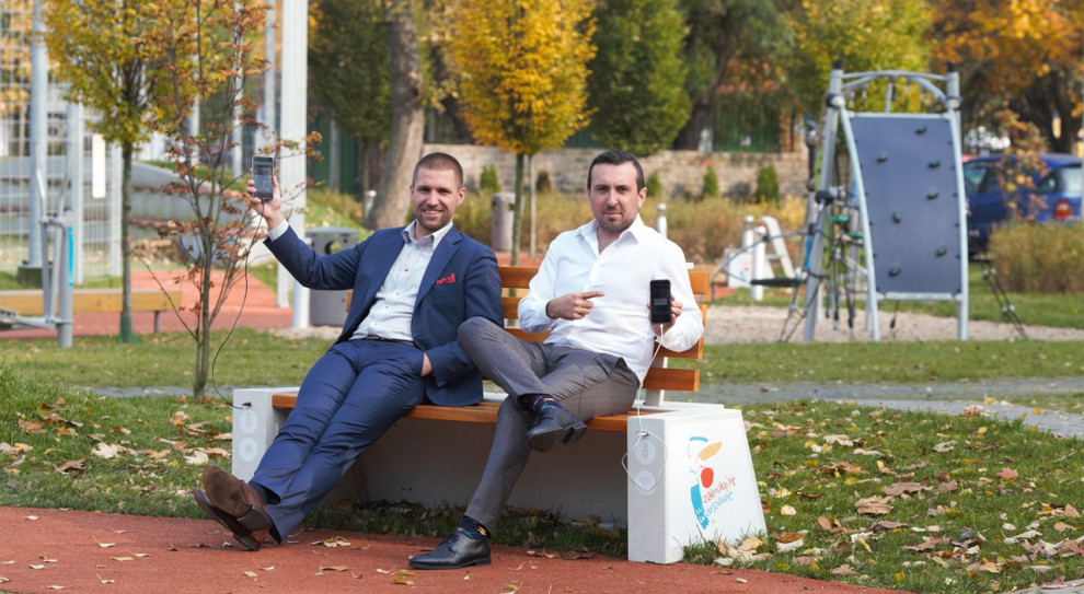 SEEDiA - producent inteligentnych ławek solarnych, to pierwszy polski finalista w międzynarodowym konkursie Ideas From Europe. Fot. mat. prasowe Polska firma w finale eurowizji dla start-upów