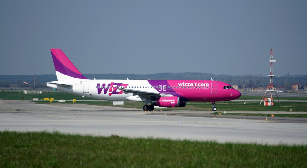 Załoga Wizz Air w Polsce liczy ponad 800 osób zatrudnionych w 6 bazach. (fot. pixabay.com) Rekrutacja do Wizz Air. Spotkania w Poznaniu, Warszawie, Gdańsku i Katowicach