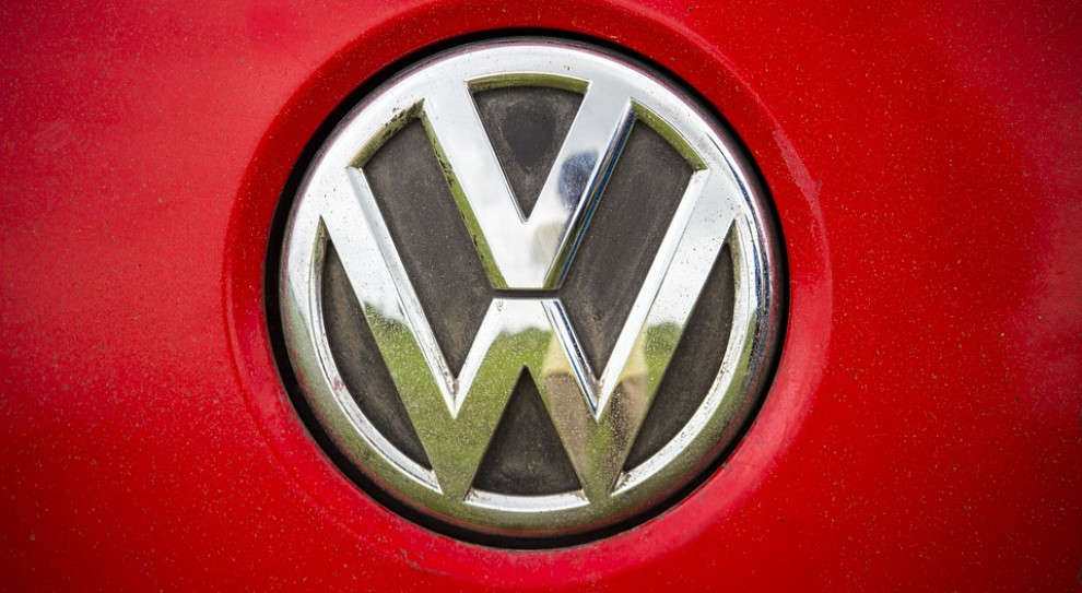 Poza VW i jego spółkami córkami Audi i Porsche w skandal zamieszane były także takie firmy, jak BMW i Daimler. (fot. pixabay.com) Volkswagen chce zwolnić dyrektora skazanego w USA w związku z afera dieslową
