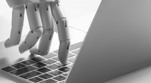 Vision Fund pozwoli zwiększyć inwestycje koncernu w start-upy pracujące nad sztuczną inteligencją (fot. Shutterstock) SoftBank będzie wspierał start-upy