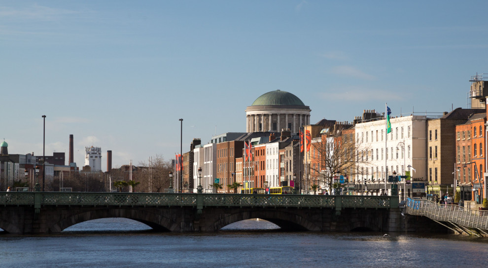 Miastem, które najbardziej zyskuje na utalentowanych pracownikach jest stolica Irlandii Dublin (fot.shutterstoc.com) Brexit. Pracownicy uciekają do Irlandii. LinkedIn potwierdza odpływ utalentowanych z Wysp