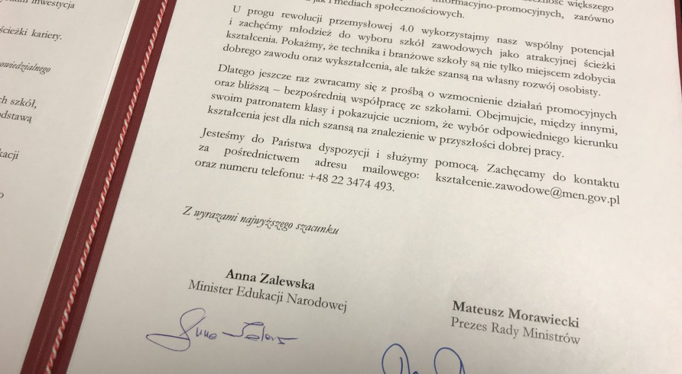 W liście przypomniano, że reforma edukacji w szkolnictwie zawodowym to wprowadzenie dwustopniowych branżowych szkół, a wkrótce przywrócenie pięcioletnich techników (fot. MEN/twitter) Premier i minister edukacji zachęcają do działań na rzecz szkolnictwa zawodowego