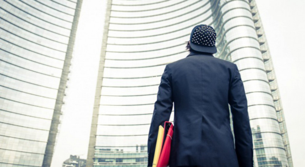 Milenialsi są bardziej świadomi możliwości uzyskania zewnętrznego finansowania niż przedsiębiorcy z sektora MŚP ogółem. (Fot. Shutterstock) Pożyczka na własny biznes? Milenialsi stawiają na oszczędności