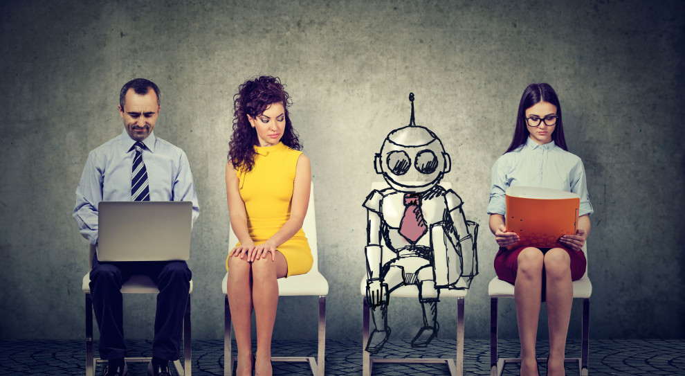 (Fot. Shutterstock) Raport EY: Roboty nie zabiorą pracy księgowym, ale usprawnią najprostsze, powtarzalne czynności
