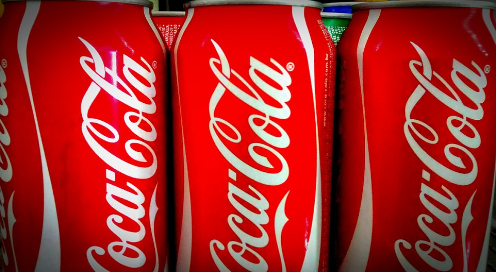 The Coca-Cola Company i partnerzy – rozlewcy – do 2030 roku będą starali się zebrać i poddać recyklingowi tyle opakowań, ile trafia od firmy na rynek, tak aby dać im więcej niż jedno życie. (fot. pixabay.com) Coca-Cola chce odzyskiwać 100 proc. opakowań swoich produktów