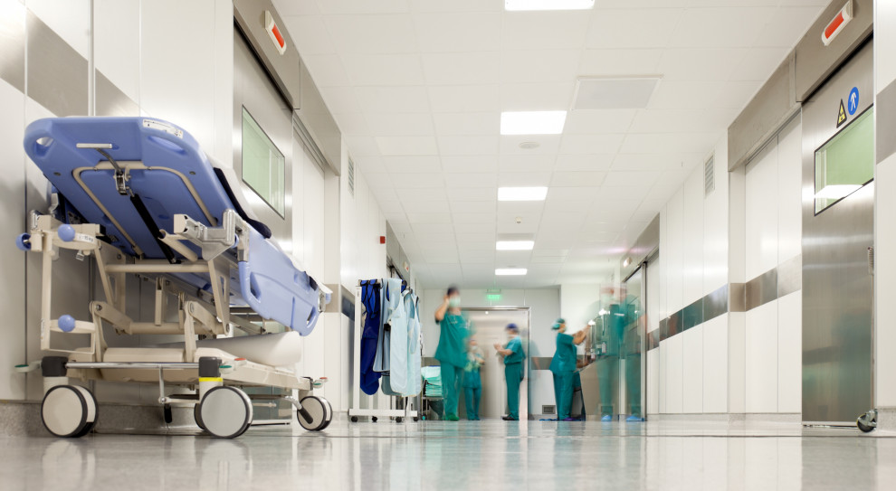 Jak zaznacza dyrektor, porozumienie w zakresie wynagrodzenia zasadniczego będzie oznaczało wielomilionowe zadłużenie. (fot. shutterstock) Końskie: lekarze wypowiedzieli kontrakty i wywalczyli 9 tys. zł brutto