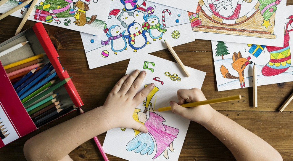 Najwyższe kwoty dotyczą nauczycieli z tytułem magistra i przygotowaniem pedagogicznym(fot. pixabay.com) MEN: płace zasadnicze nauczycieli wzrosną o 123-168 zł