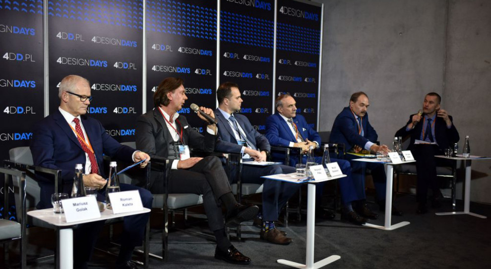Panel o meblarskim rynku pracy: Pracownik pilnie poszukiwany. Czy w dobie kurczącego się rynku pracy automatyzacja pozwoli produkować więcej za mniej? (Forum Branży Meblowej). Fot. Grupa PTWP Jakiego pracownika szukają polscy meblarze?