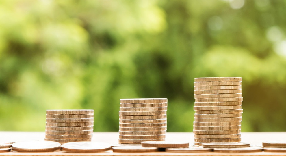 Firmy, aby podnieść wynagrodzenia pracownikom, będą podwyższać ceny swoich produktów i usług. (fot. pixabay.com) Jakub Lewiatan: Firmy podnoszą płace, bo mają problemy ze znalezieniem pracowników