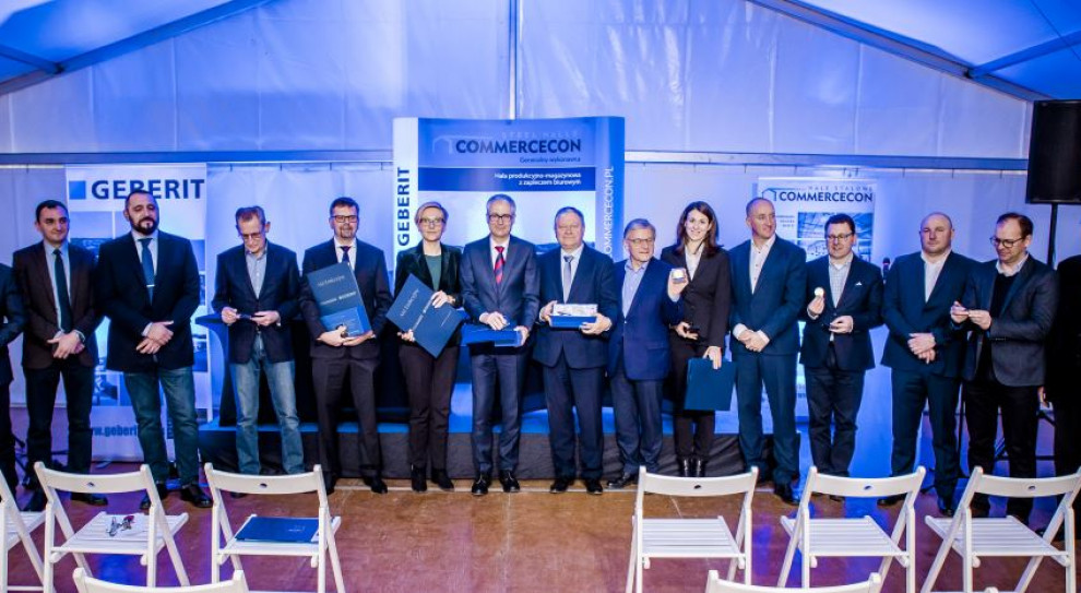 Do połowy 2019 roku powstanie około 14 tys. m2 nowych powierzchni. (fot. materiały prasowe) Ozorków: Rusza rozbudowa zakładu Geberit. Firma zapowiada też zwiększenie zatrudnienia