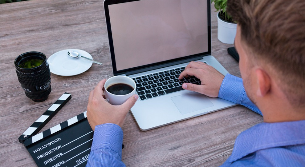 Pracownicy tymczasowi najczęściej są związani z branżą IT i telekomunikacyjną (fot. Pixabay.com) Badanie Hays Poland: co trzecia firma chce w 2018 roku zatrudniać pracowników tymczasowych